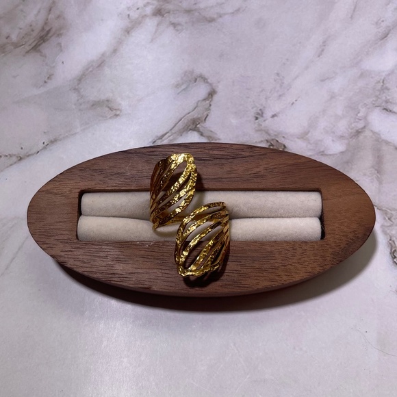 Set of 3 Elegant 18K Gold Plated Stainless Steel Statement Rings - Picture 2 of 4